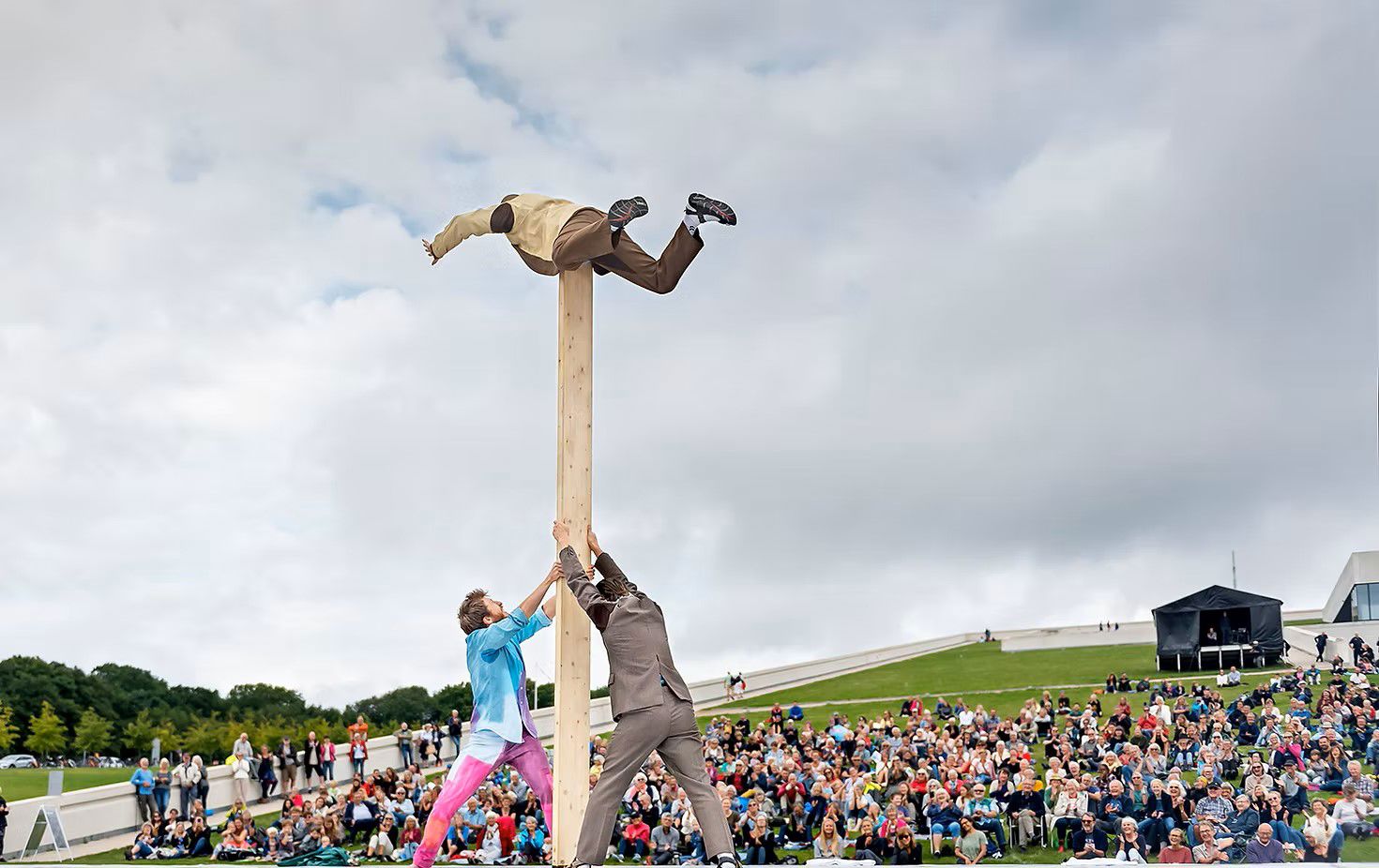 To Mænd og en planke